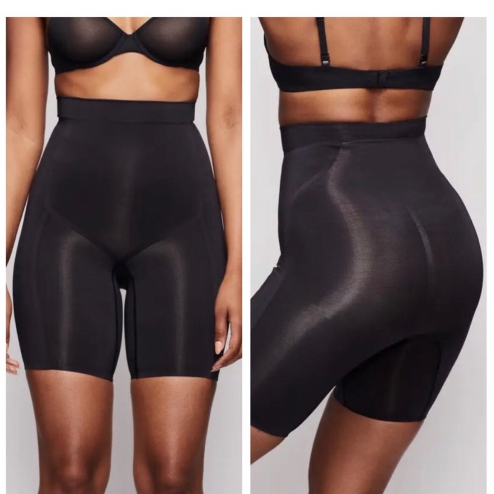 Skims shorts size 4X never worn